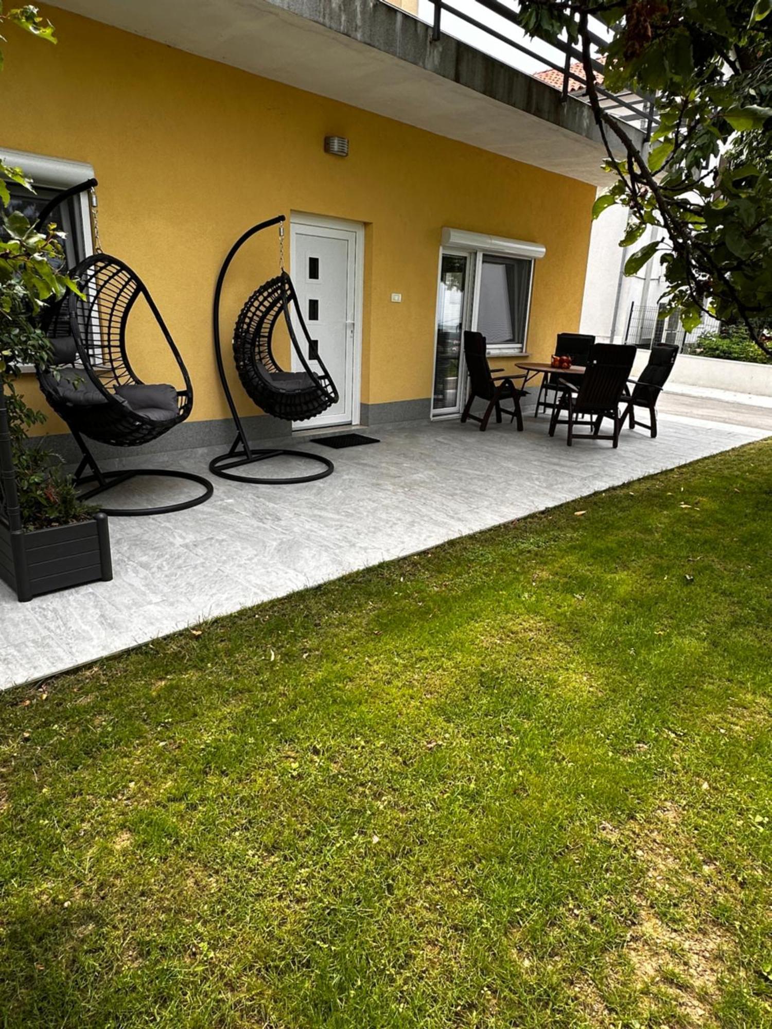 Riad Apartments Premium Zgornje Skofije Luaran gambar